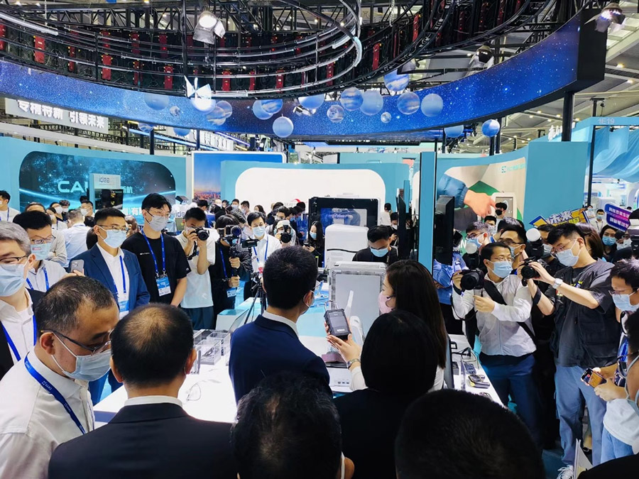 科技驱动发展 │ 拼搏(中国)pinbo·官方网页版,携多款智能终端产品闪耀高交会