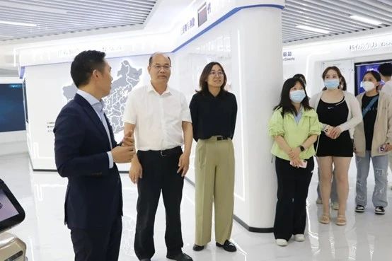供需联通，校企合作 | 深圳北理莫斯科大学一行到访拼搏(中国)pinbo·官方网页版,