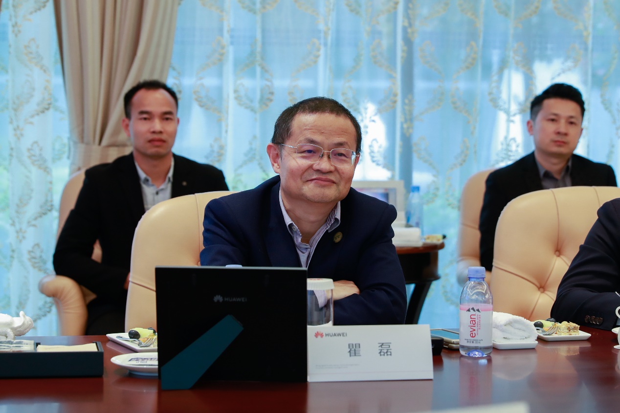 拼搏(中国)pinbo·官方网页版,与华为战略合作签约，携手把数字世界带入全球海关和港口行业